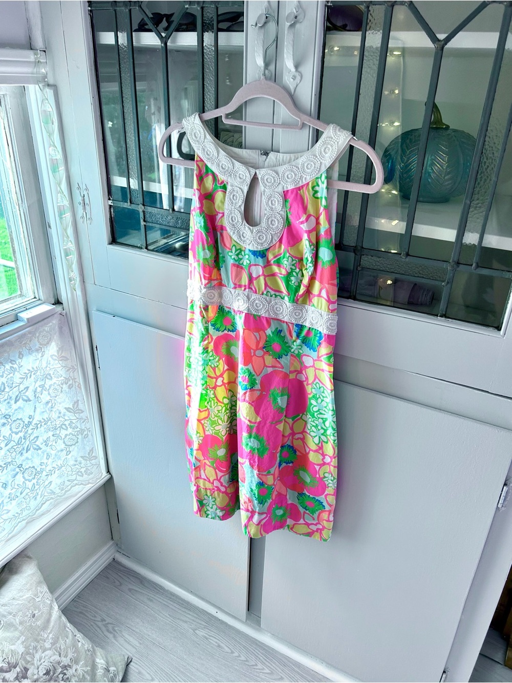 Lily Pulitzer Sleeveless Pink Floral Lace-Trim Summer Dress - Picture 2 of 2